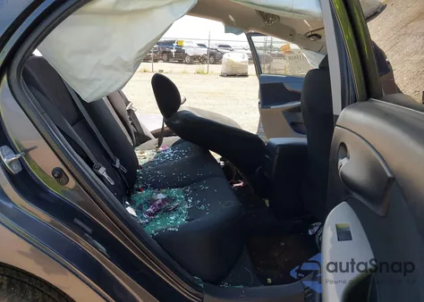 2010 Toyota Corolla S из США, поврежденный, VIN 1NXBU4EE1AZ306462